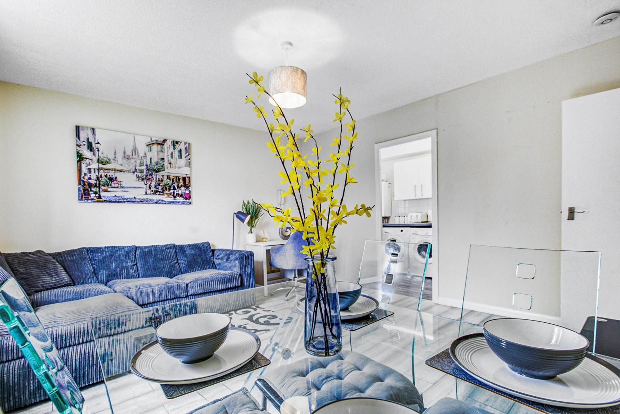 Spacious Urban Apartment In クロイドン エクステリア 写真